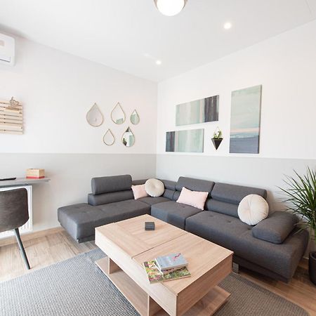 Iviskos Apartment Oinofyta ภายนอก รูปภาพ