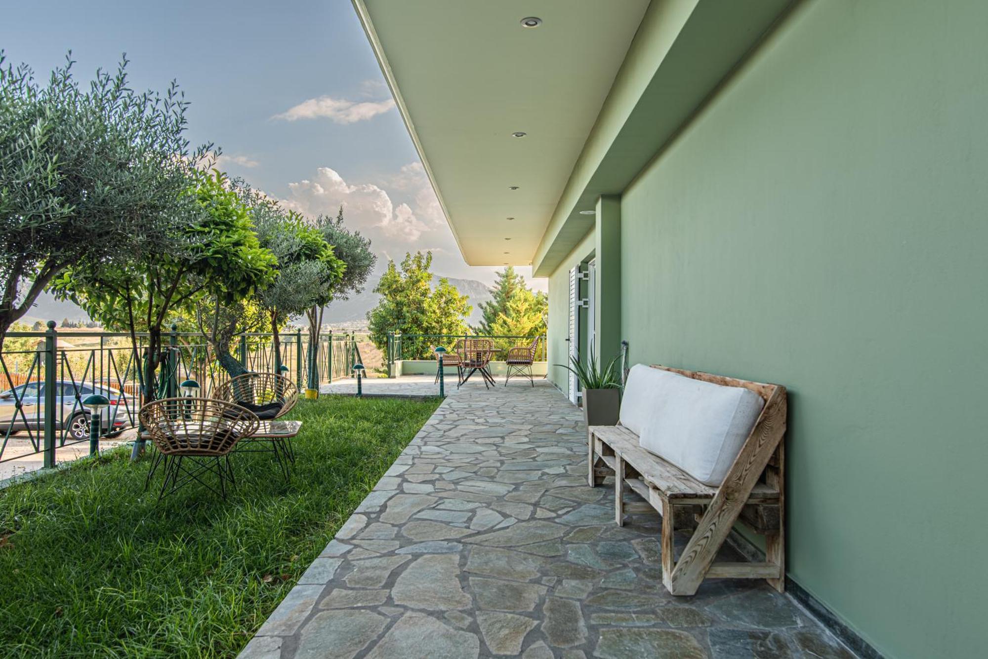 Iviskos Apartment Oinofyta ภายนอก รูปภาพ